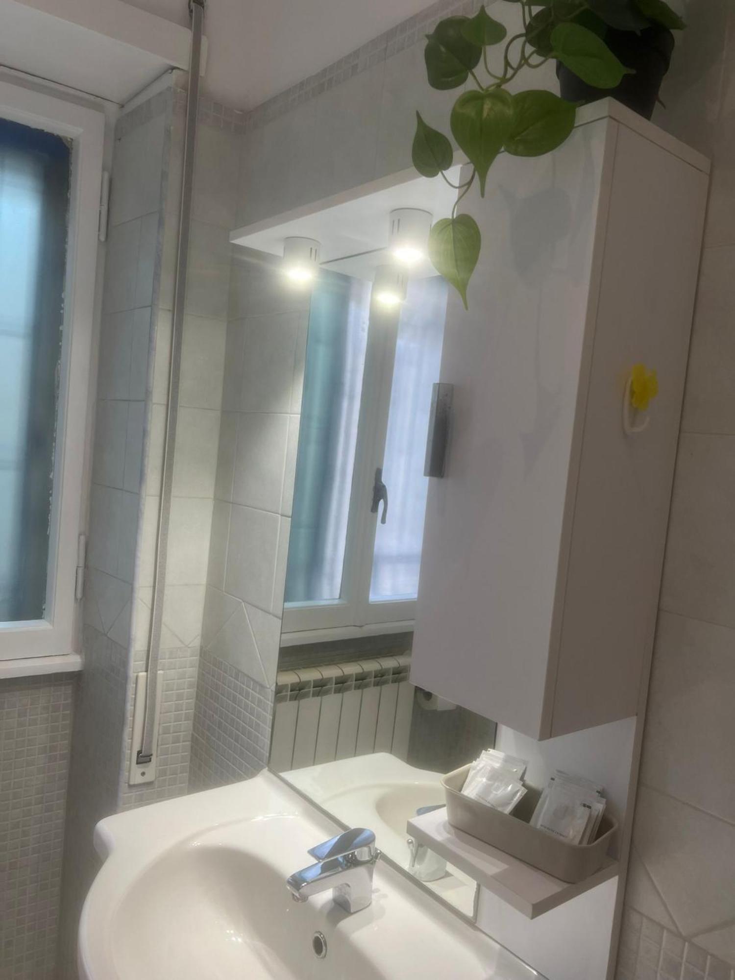Affittacamere Appia Nuova 639 Rom Exteriör bild